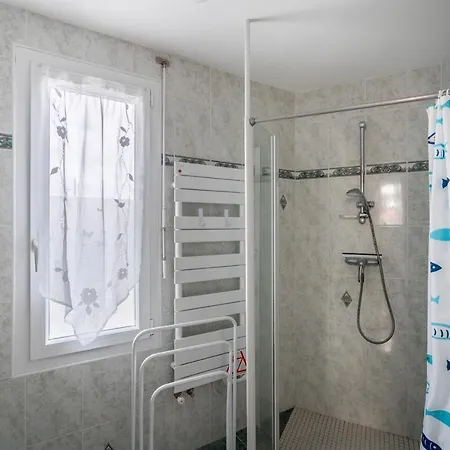 Jolie Maison Pour 6 Personnes Au